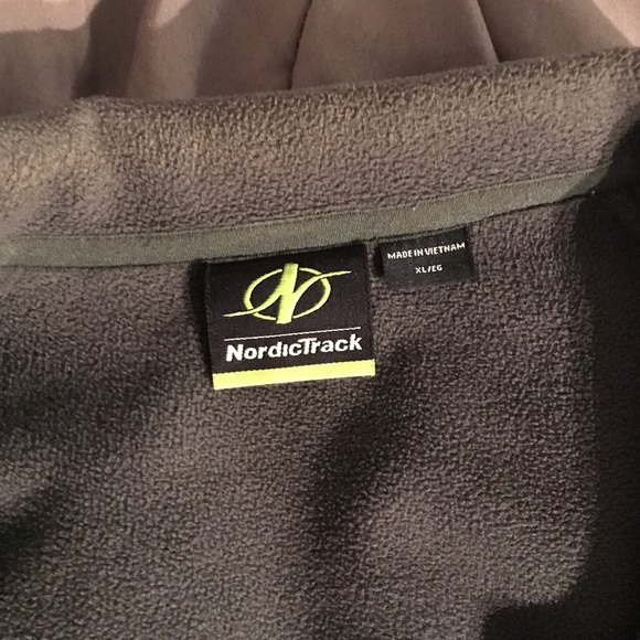 Men’s Coat - Picture 4 of 4